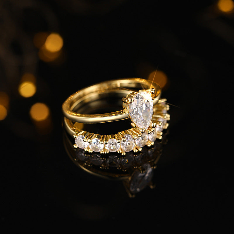 Vivienne Hartley Ring | Gold